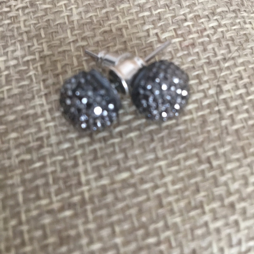 DONATED Carbon grey sparkly ball studs - Picture 3 of 6